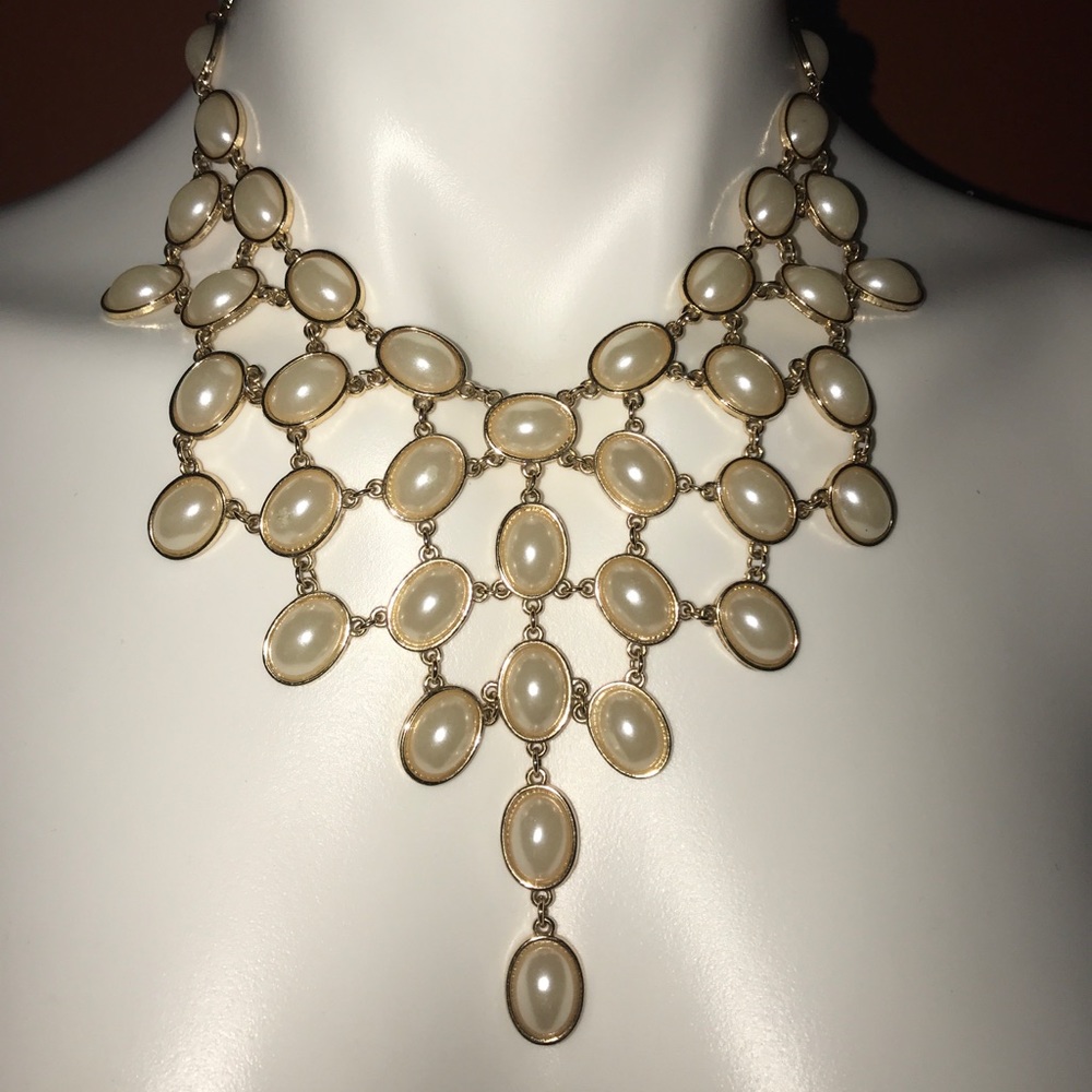 PEARL GODDESS NECKLACE